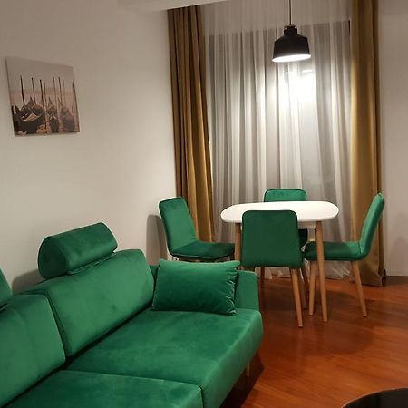Bucharest Luxury Apartments ภายนอก รูปภาพ
